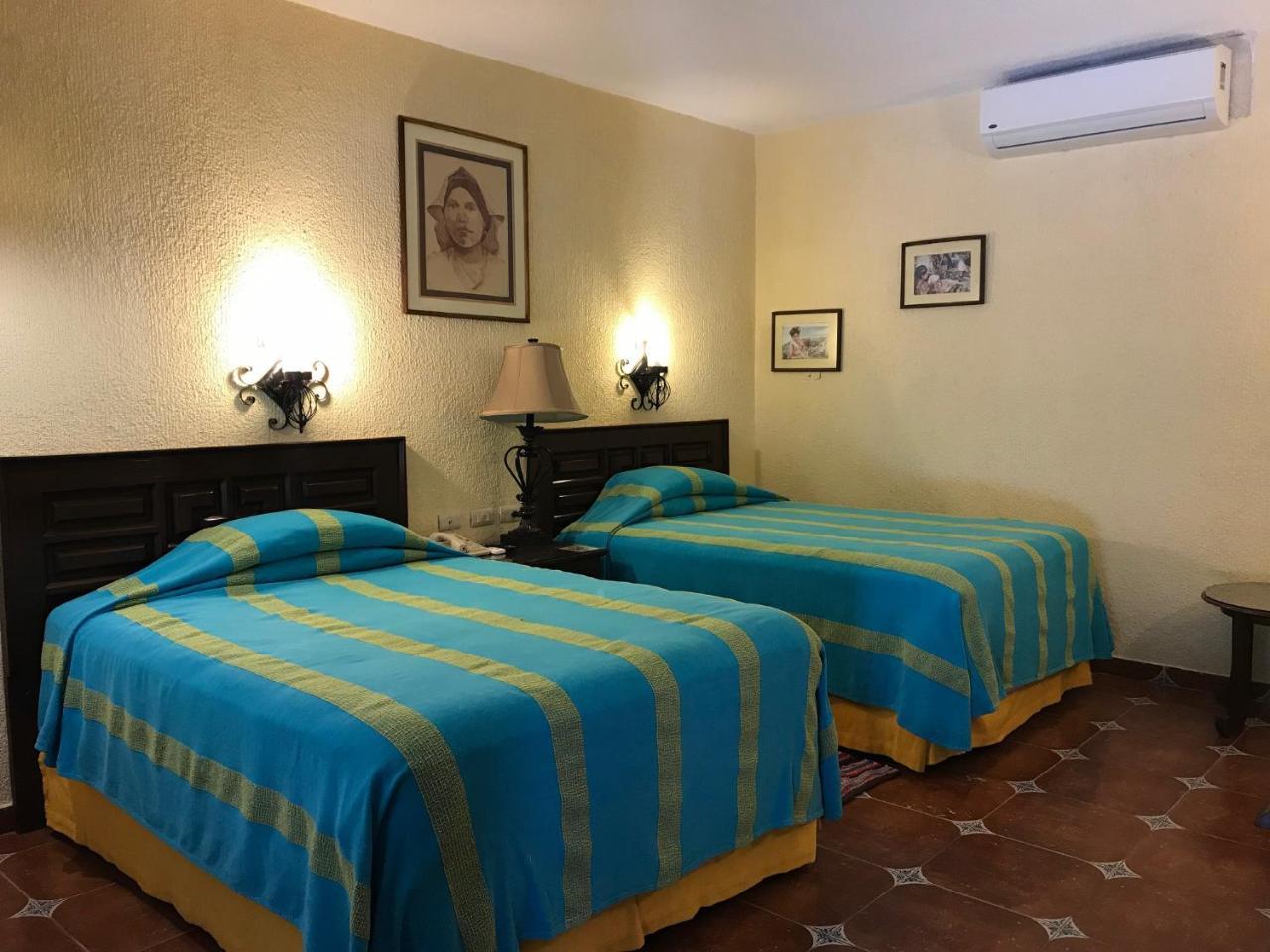 Hotel Valles Сьюдад-Вальес Экстерьер фото